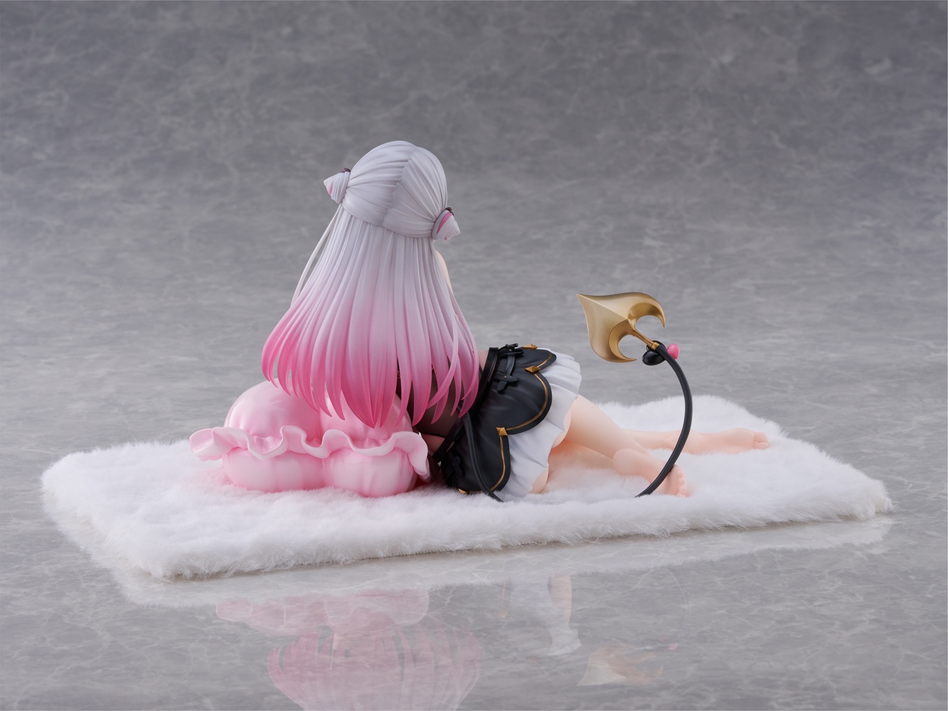 周防パトラ ゲーミング服VER 1/6スケールフィギュア』フリューのホビー