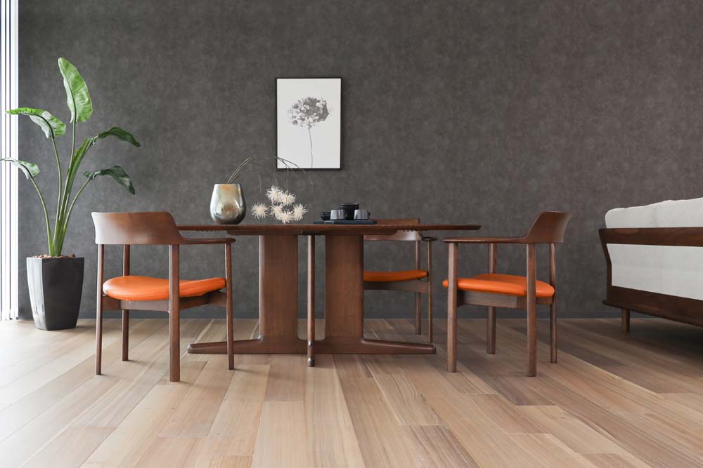 TRESRAPT アームチェア | 【公式】飛騨の家具『株式会社シラカワ』