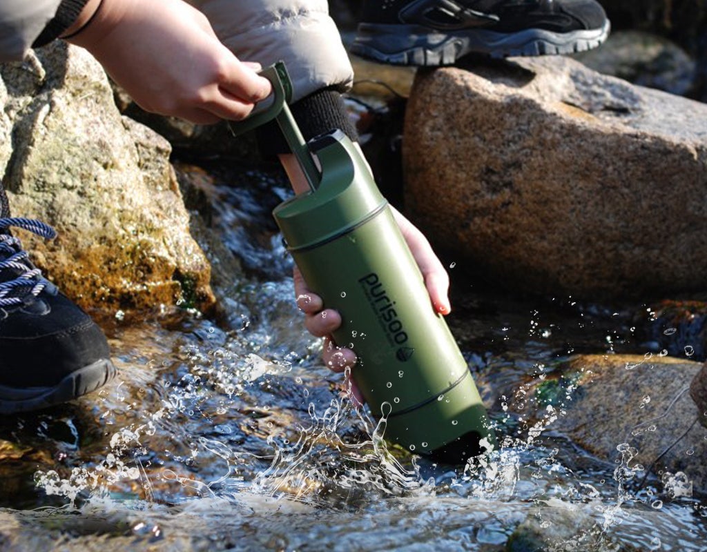 災害時にも大活躍】吸水しながら一瞬で飲み水に変わるポータブル浄水