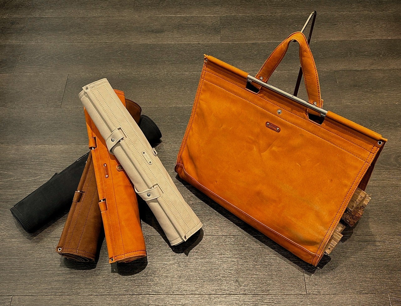 汚れにくく、水に強い！薪運びさえサマになる。革職人が作る一生モノの