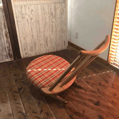 新ゆらゆら座椅子「揺良楽（ゆらら）」で快適なゆらら生活を｜マクアケ