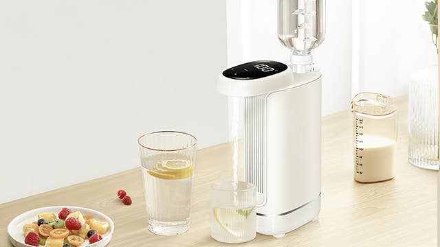 3s速熱・6段温度調節・2way給水方式！便利で高性能な卓上型ウォーター