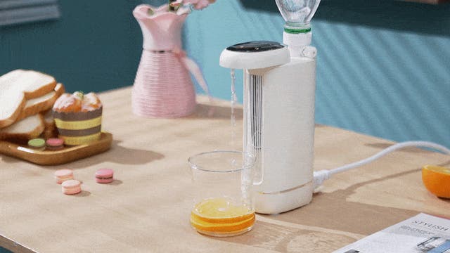 3s速熱・6段温度調節・2way給水方式！便利で高性能な卓上型ウォーター