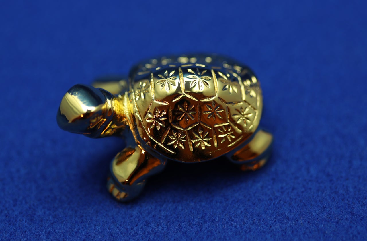 Made in Japanこだわりのものづくり 江戸彫金師作『金銀の星亀