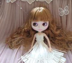 New face ブロンドロングアイシードール (つや肌) - メルカリ