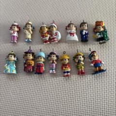 不二家ペコちゃん、ポコちゃんキーホルダー 14体 - メルカリ