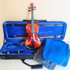 1/4サイズ 中古バイオリン。 弓、ケース、肩当て、松脂付き。 - メルカリ