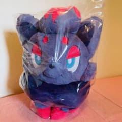 ポケモンセンター オリジナル ふわふわ 抱きぬいぐるみ ゾロア - メルカリ