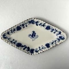 伊藤聡信さんの印判 菱形皿 1枚 - メルカリ