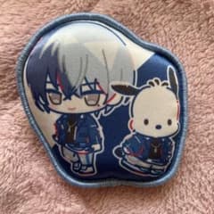 プロセカ 青柳冬弥 サンリオコラボ（ポチャッコ） ピンバッジ - メルカリ