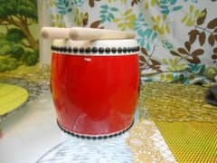 送料無料18.980円 Rエイサー沖縄大太鼓25cm*30cm 撥二本付 - メルカリ