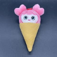 TWICE JYP POPUP アイスぬいぐるみバッチ モモ - メルカリ