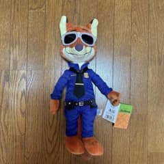ズートピア ニック・ワイルド 警官服 ぬいぐるみ ディズニーストア