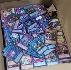 ⑫ 遊戯王 まとめ売り ノーマル 約10000枚 引退品 - メルカリ