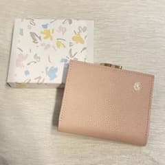 お*ち様 【新品未使用】皇居 財布 二つ折り がま口 皇居限定 ピンク