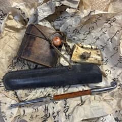 獣牙 根付 呪物 ニホンオオカミ 熊 煙管 煙草 - メルカリ