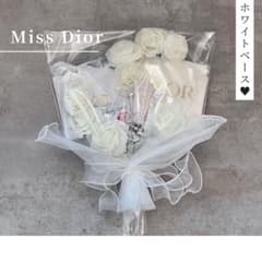 コスメブーケ ギフトブーケ 結婚式 誕生日 プレゼント Dior - メルカリ