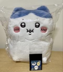 ちいかわ 重め！ぼっちゃり抱っこぬいぐるみ ハチワレ ノベルティ