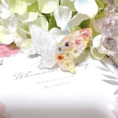 No.29【蝶々 イエロー＆ホワイトラメ ヘアゴム ハンドメイド レジン