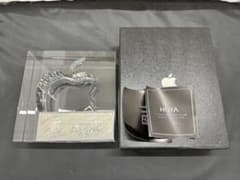 Apple 正規品 ガラス 非売品 HOYA製 モニュメント スタンド - メルカリ
