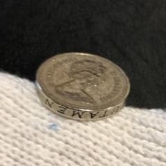 1ポンド コイン 1983 硬貨 激レア エラーCoin エリザベス2世 - メルカリ