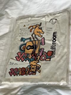 Lサイズ/オフホワイト】YOASOBI vaultroom コラボ Tシャツ - メルカリ