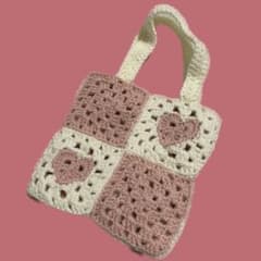 ハンドメイド】ハート グラニースクエア バッグ トートバッグ かぎ編み