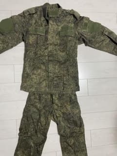 ロシア軍 実物デジタルフローラ迷彩戦闘服 上下 - メルカリ