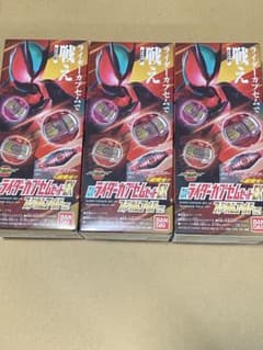 日本未入荷 DXライダーカプセムセットEX フィジカムゴールドver 3個