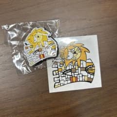 大阪万博 スペイン館 ピンバッチ ステッカー - メルカリ