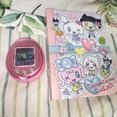 希少】たまごっち4U+ ベビーピンク たまとも手帳 攻略本 セット - メルカリ