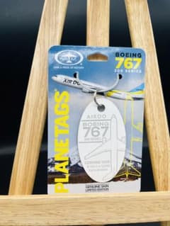 PLANETAGS B767 AIRDO White 機体再生キーホルダー - メルカリ