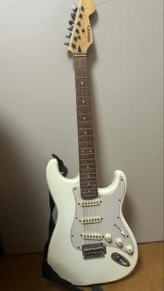 BUSKER'S (バスカーズ) ストラトキャスタータイプ ホワイト - メルカリ