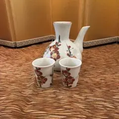 2026年最新】九谷焼 赤絵 徳利の人気アイテム - メルカリ