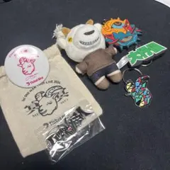 2026年最新】Chevon キーホルダーの人気アイテム - メルカリ