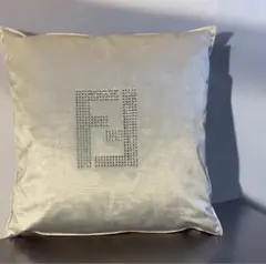 2026年最新】クッション フェンディの人気アイテム - メルカリ