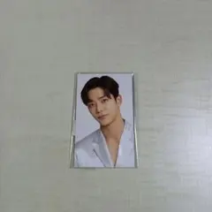 2026年最新】sf9 ロウン トレカの人気アイテム - メルカリ