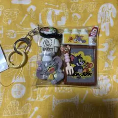 2026年最新】トムとジェリー ポーチ ガチャの人気アイテム - メルカリ