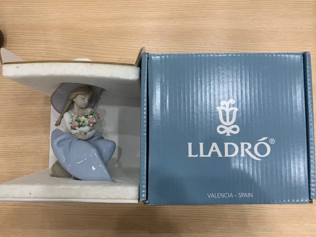 2026年最新】リヤドロ 花の香りに包まれての人気アイテム - メルカリ