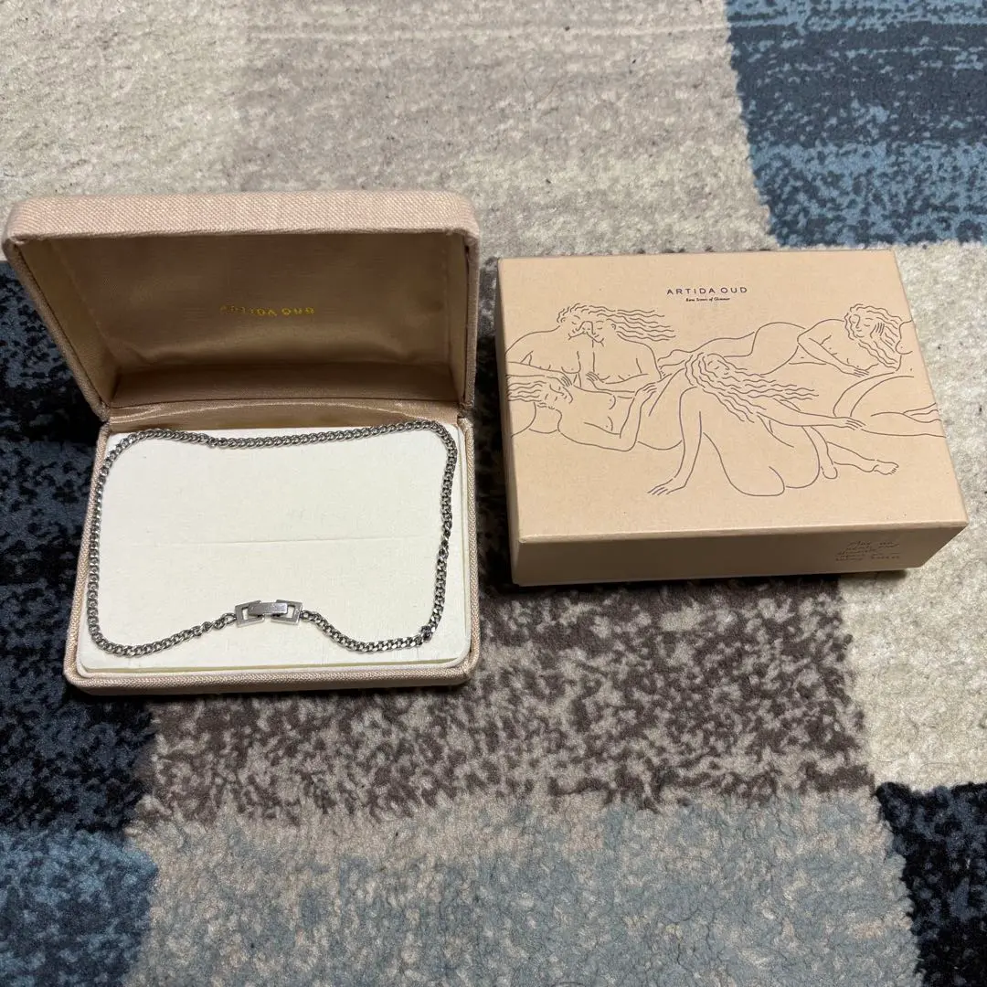 2026年最新】artida oud ケースの人気アイテム - メルカリ