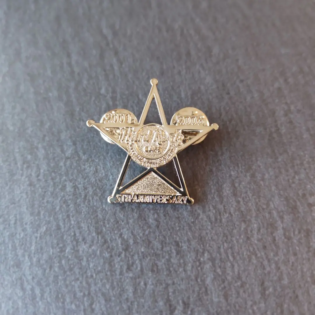 2026年最新】ユニバーサル 2001 ピンバッチの人気アイテム - メルカリ