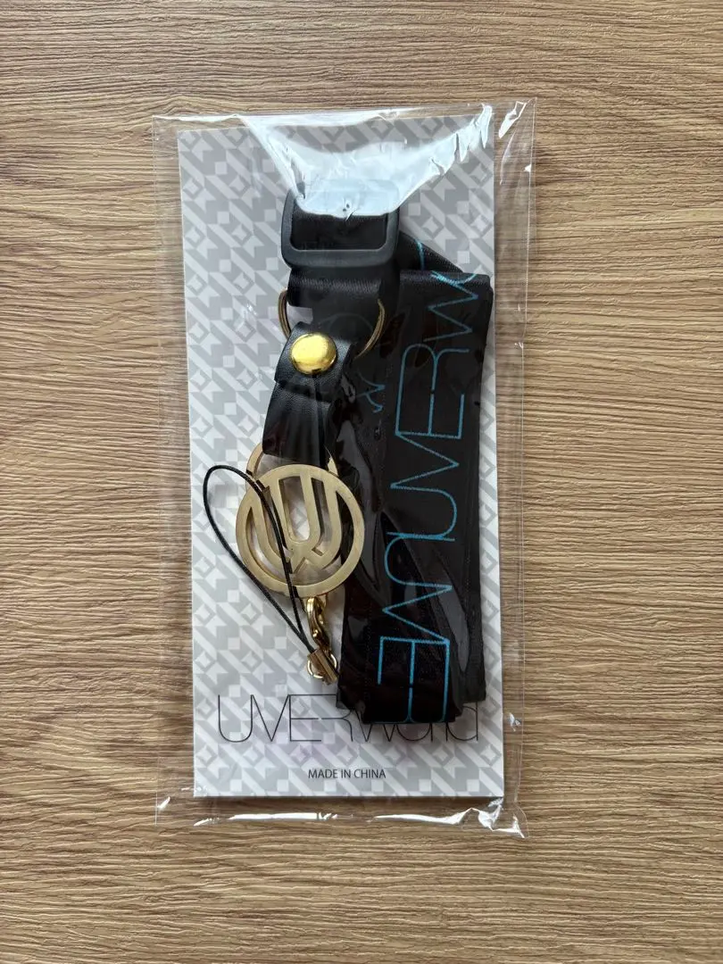 2026年最新】uverworld ネックストラップの人気アイテム - メルカリ