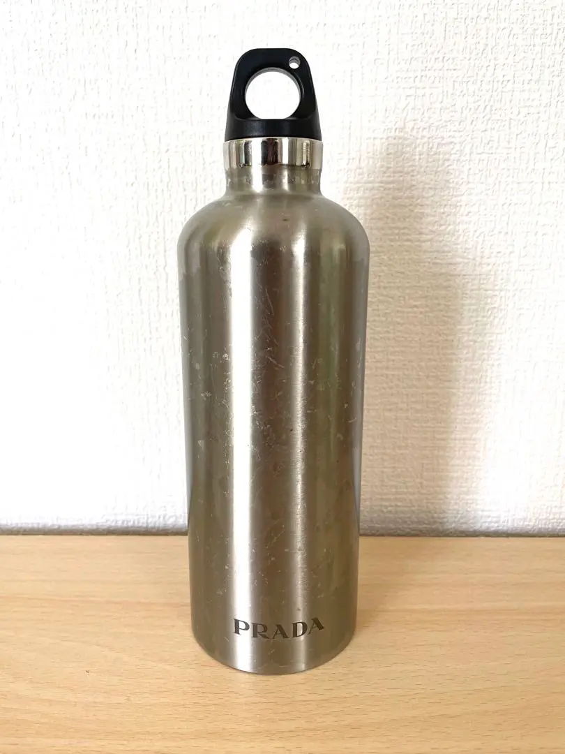 2026年最新】プラダ ウォーターボトルの人気アイテム - メルカリ