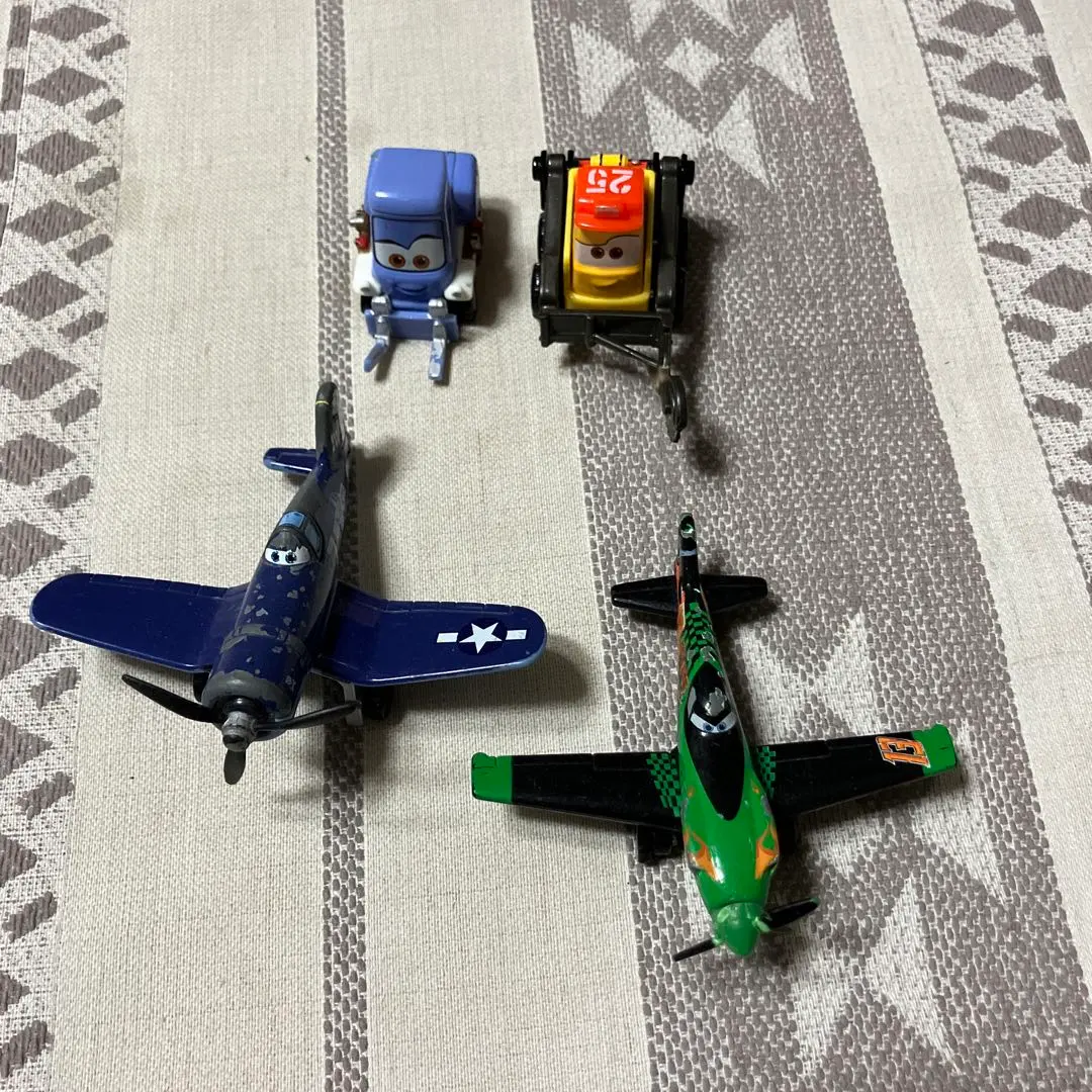 2026年最新】廃盤 トミカ レア プレーンズの人気アイテム - メルカリ