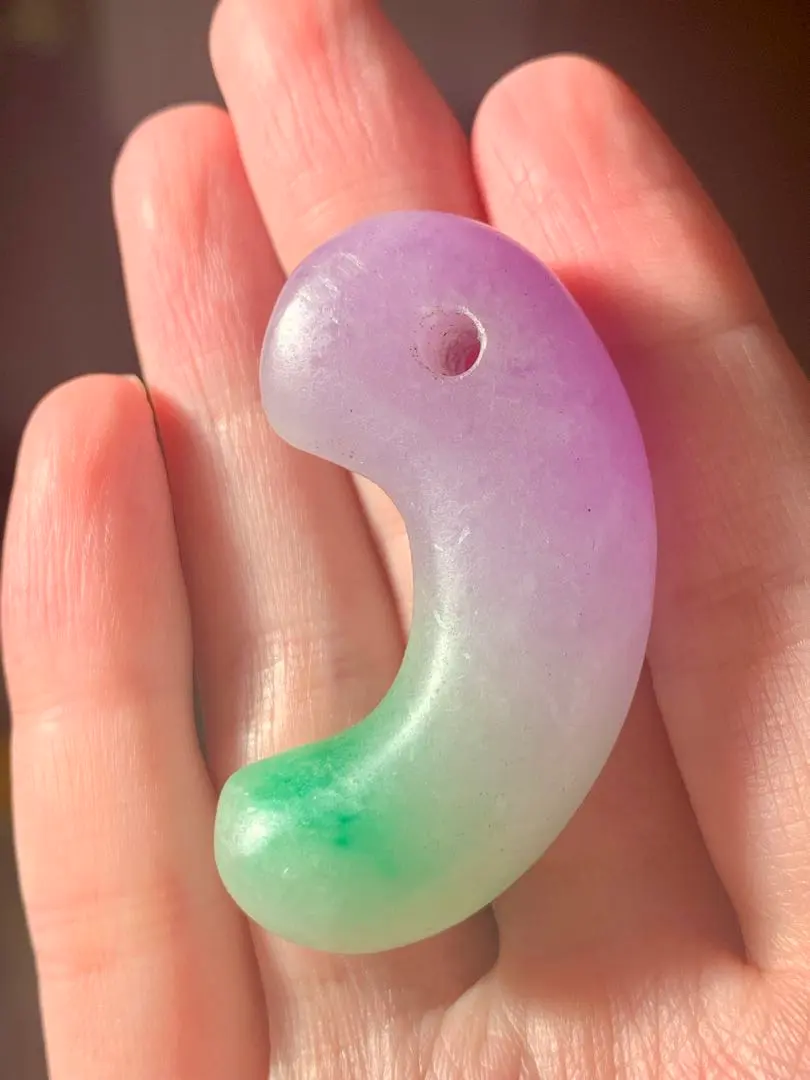 2026年最新】糸魚川翡翠 勾玉 ロウカンの人気アイテム - メルカリ