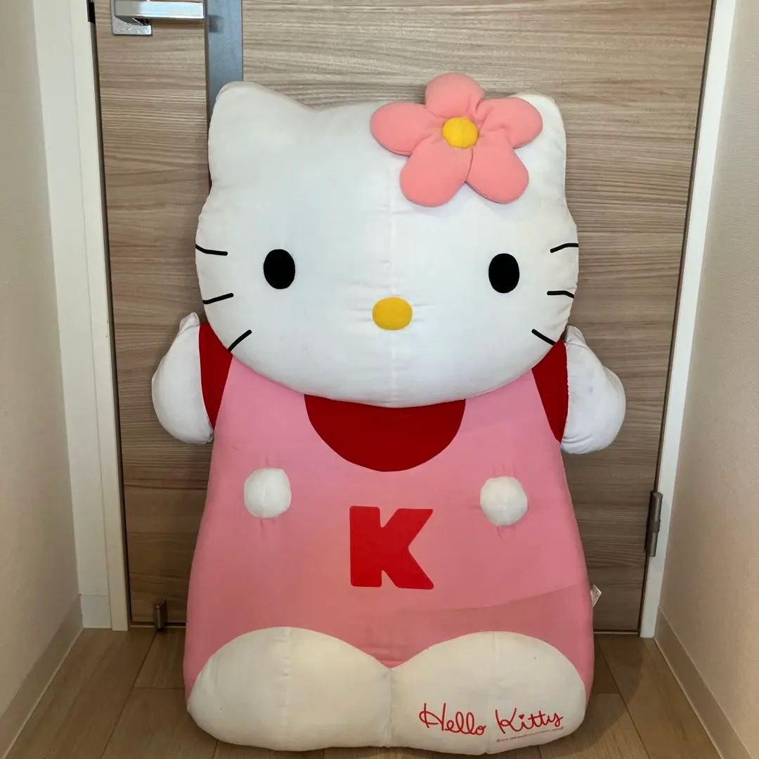 2026年最新】ハローキティ 折り畳み椅子の人気アイテム - メルカリ