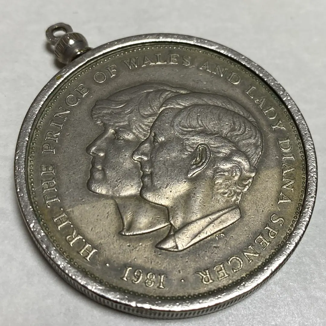 2026年最新】チャールズ皇太子ご結婚記念コインの人気アイテム - メルカリ