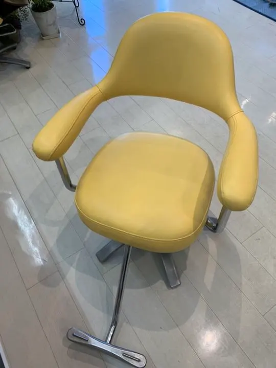 2026年最新】スタイリングチェア 美容室の人気アイテム - メルカリ