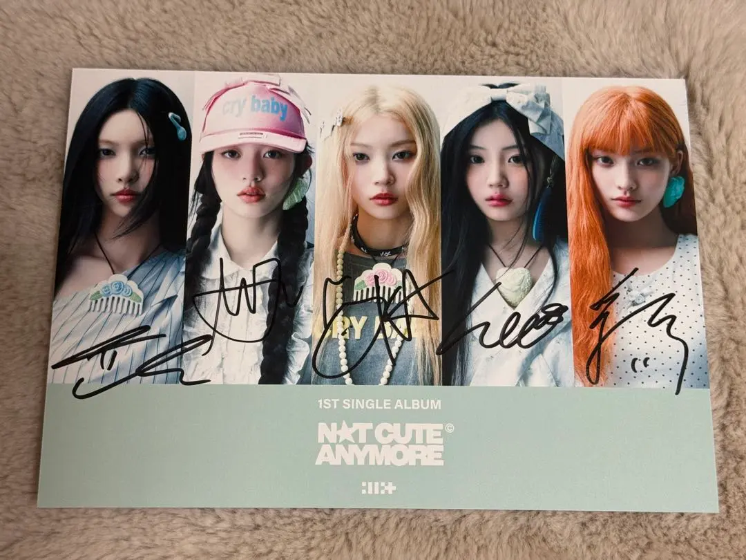 2026年最新】Illit 直筆サインの人気アイテム - メルカリ