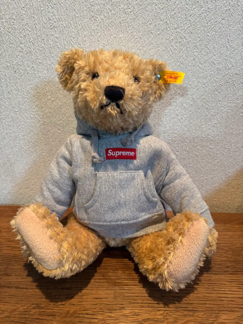 2026年最新】STEIFF supremeの人気アイテム - メルカリ
